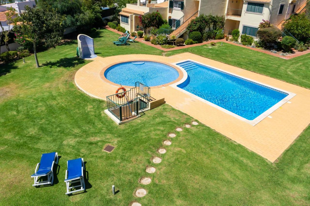 דירות קארבואירו Casa Da Costa מראה חיצוני תמונה