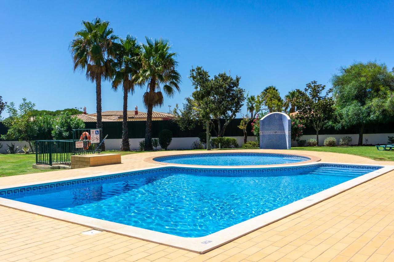 דירות קארבואירו Casa Da Costa מראה חיצוני תמונה